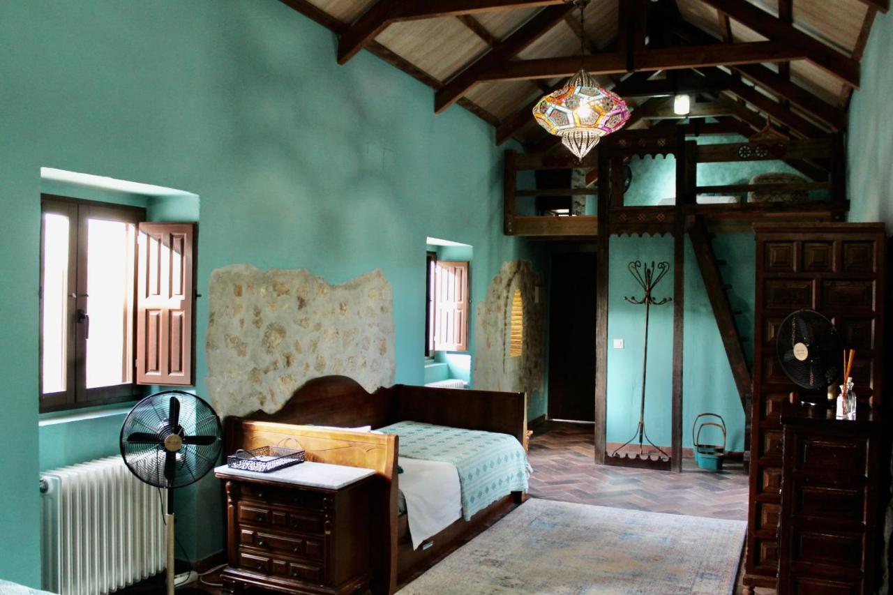 Room In Villa - Beautiful Accommodation At The Heart Of Andalusia Puente Genil Bagian luar foto