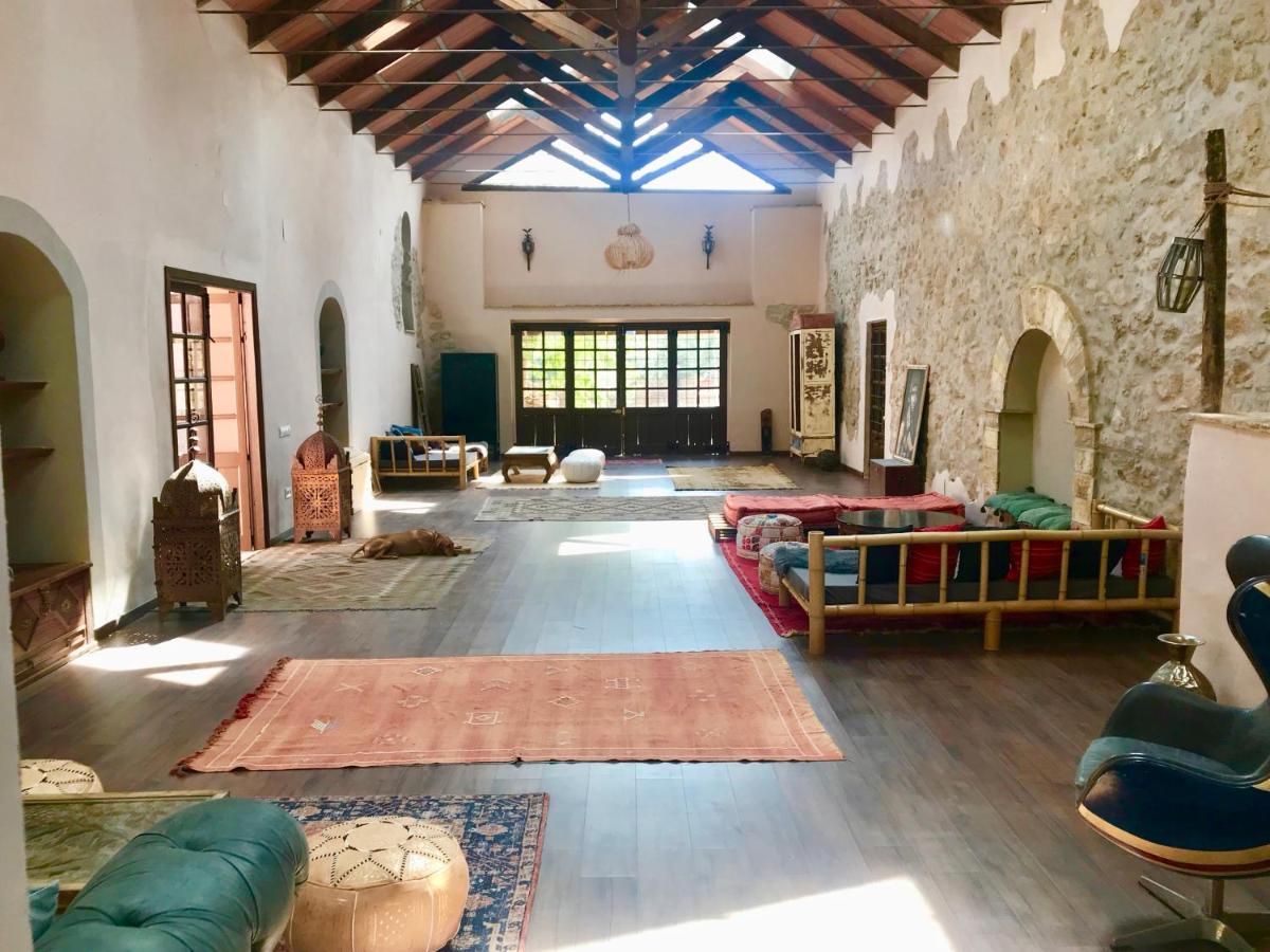 Room In Villa - Beautiful Accommodation At The Heart Of Andalusia Puente Genil Bagian luar foto